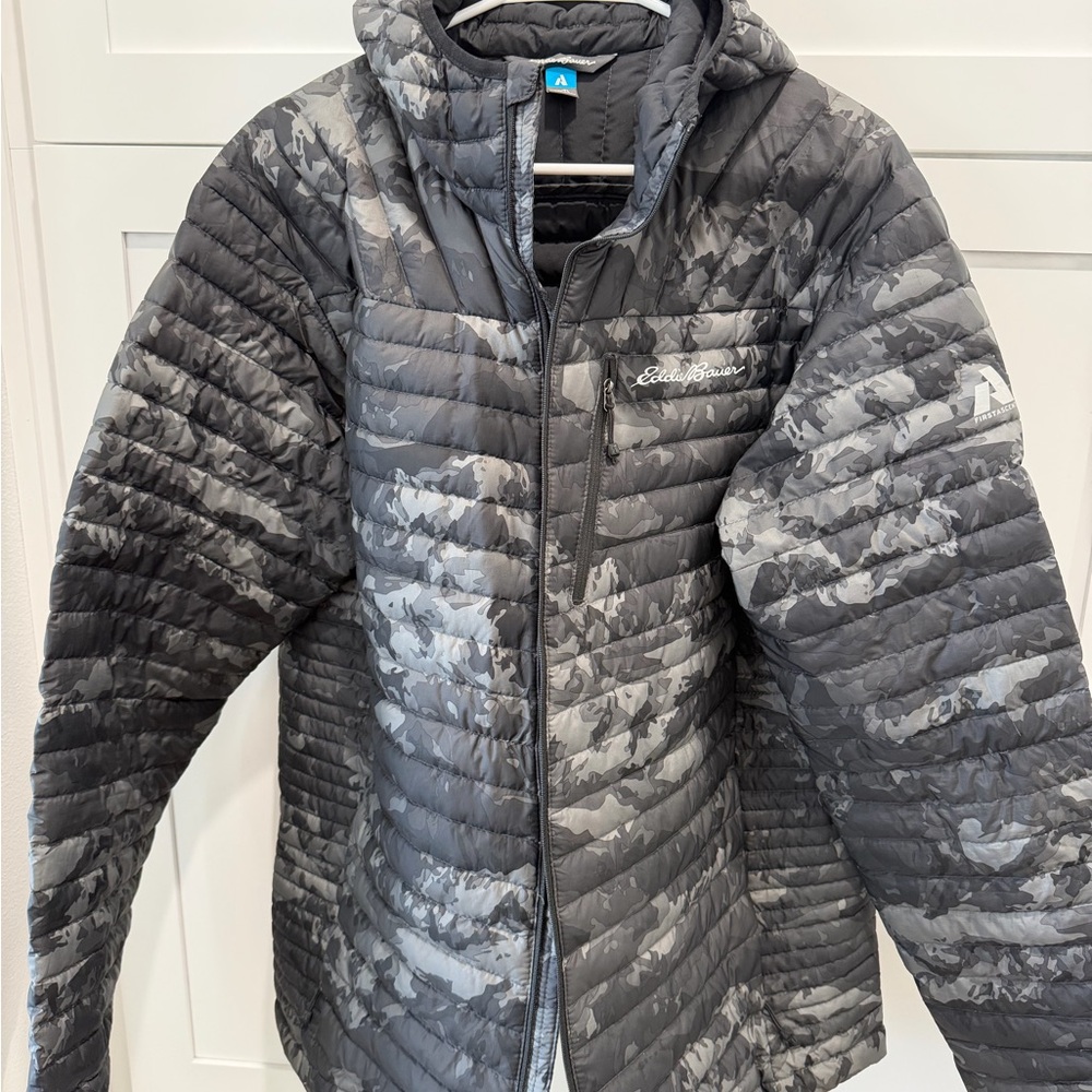 Eddie Bauer Men’s First Ascent EB800 down camo grey Puffer Jacket hoodTall Large